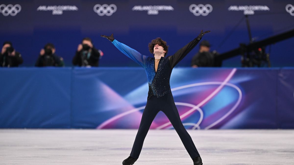 Казахстанский фигурист Михаил Шайдоров