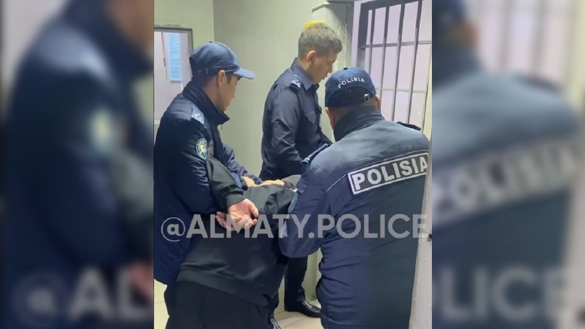 Нарушитель