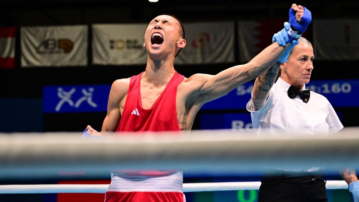 Казахстанский боксер Досжан Жумакан