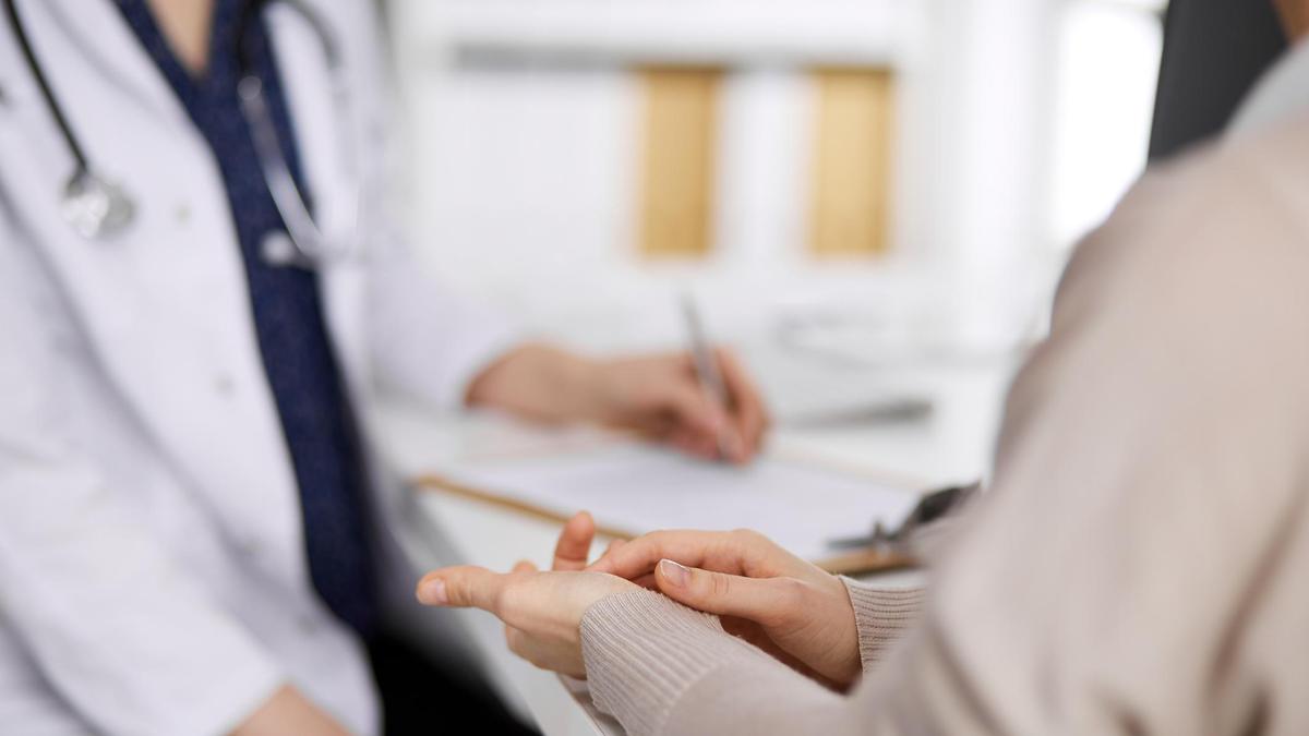 Женщина у врача