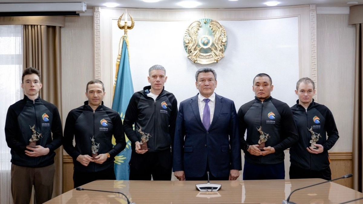 Паралимпийцы