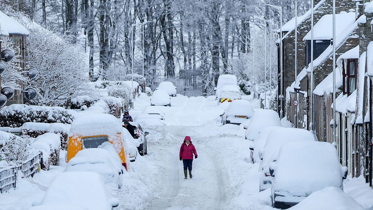 Снегопад в Европе