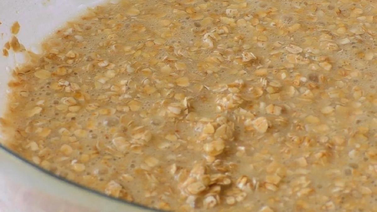 Добавление овсяных хлопьев