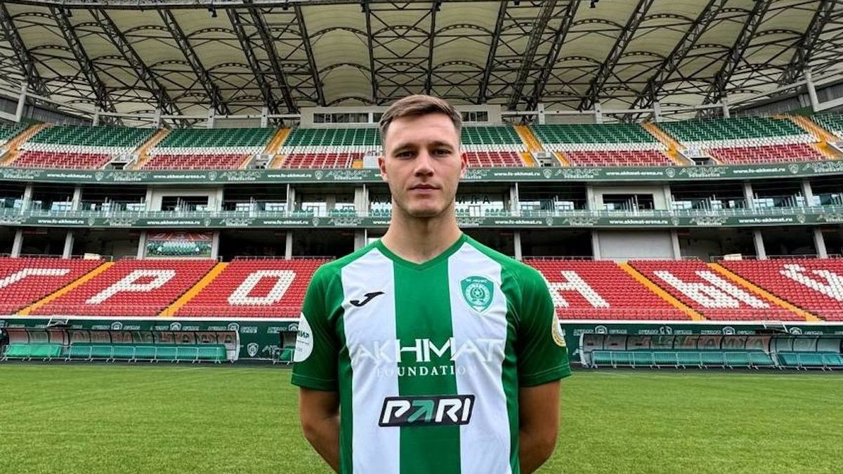 Казахстанский футболист Максим Самородов