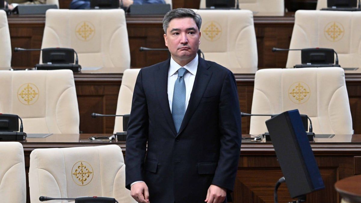 Олжас Бектенов