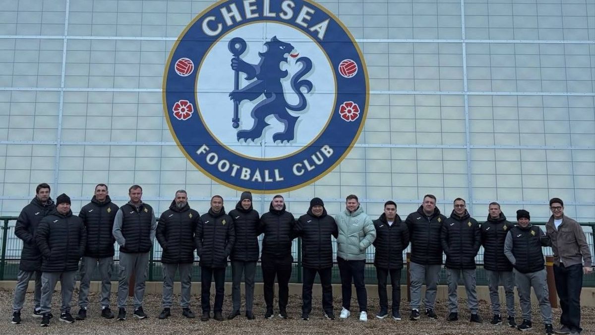 Футбольный клуб "Кайрат" на базе "Челси"