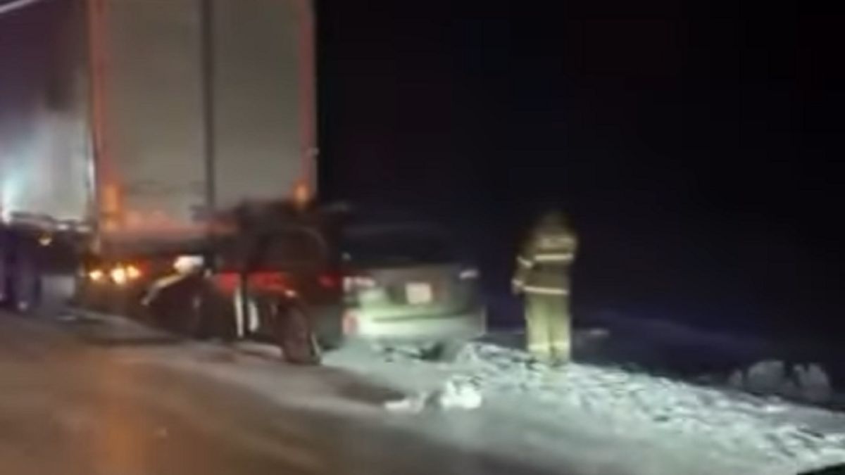 Автомобили попали в аварию