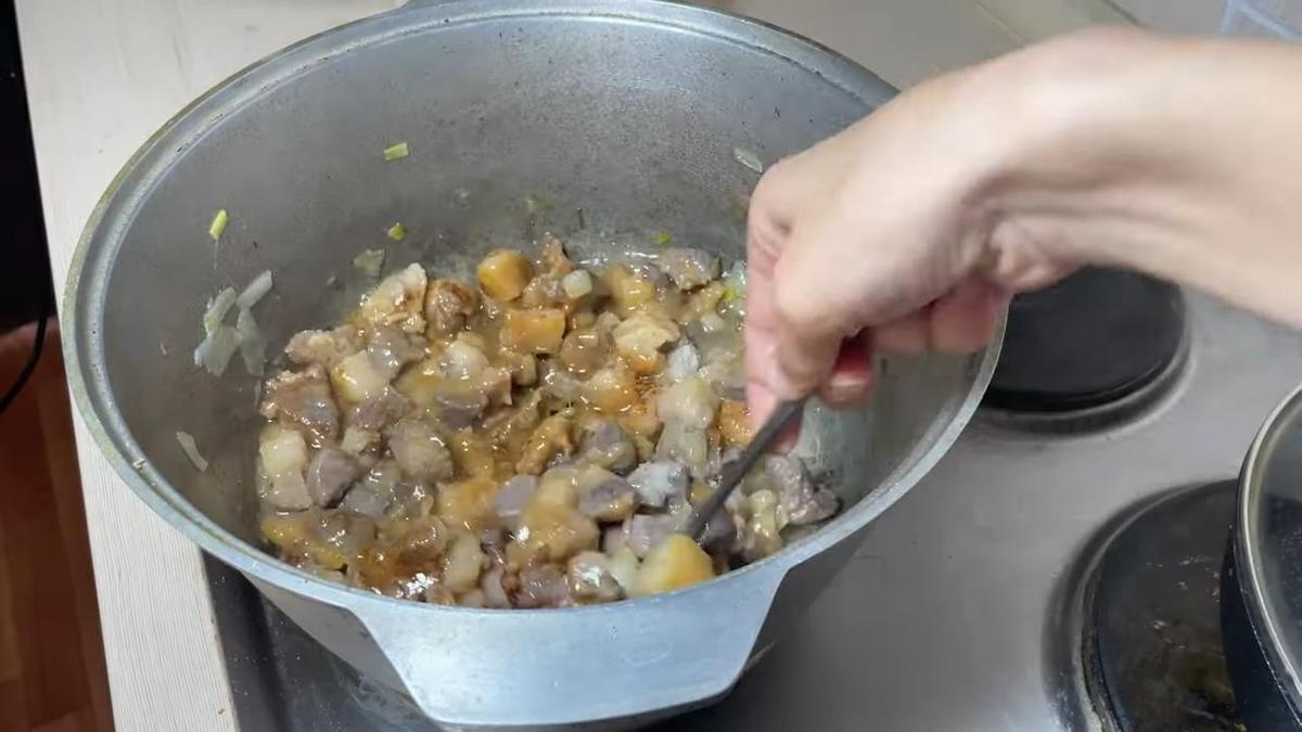 Штрудли с мясом и картошкой