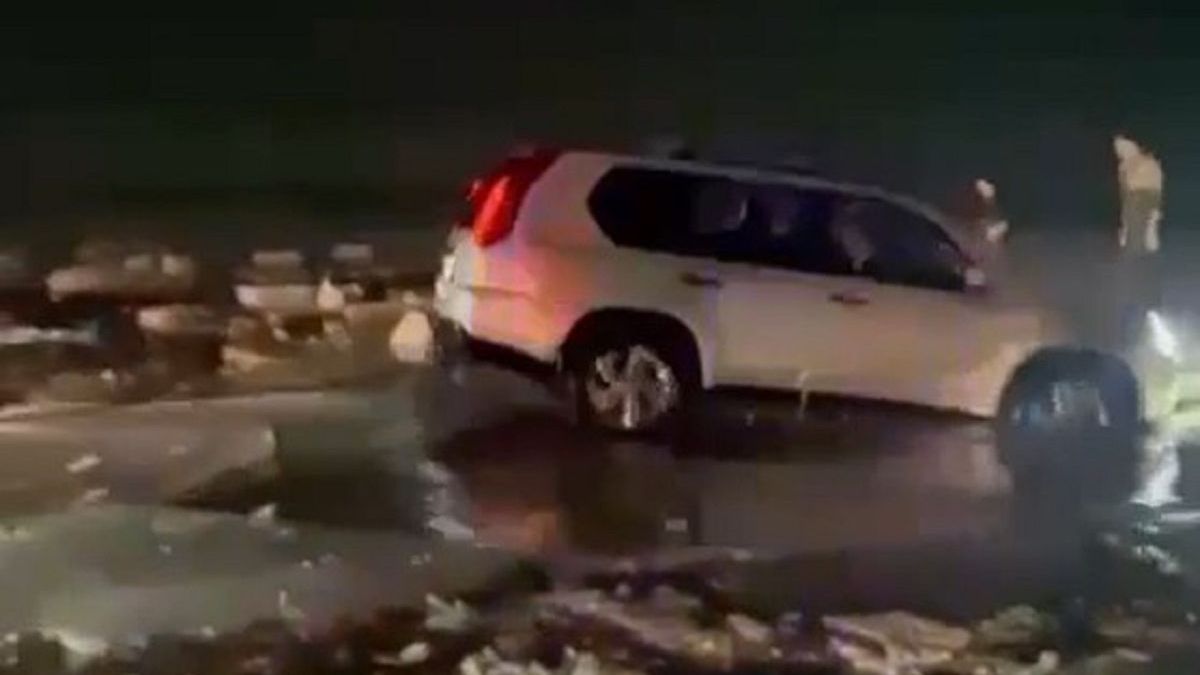 Автомобиль