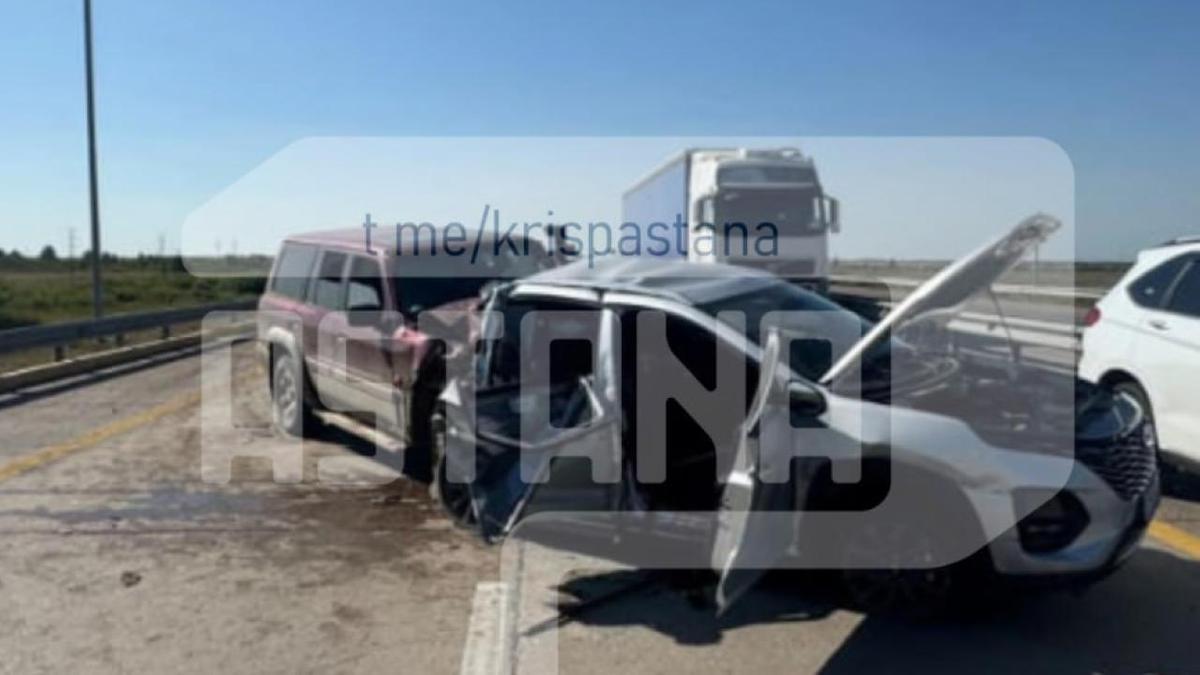 Поврежденные в ДТП автомобили