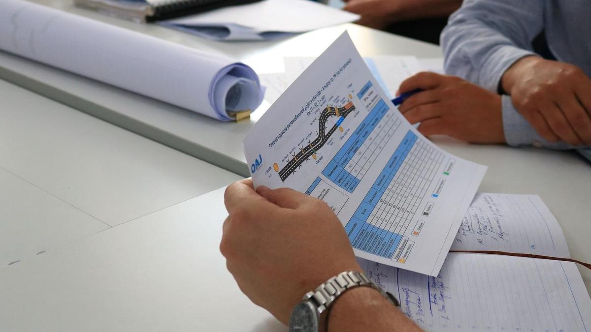 Ақтөбе облысындағы жол жөндеу жұмыстары Ақтөбе облысындағы жол жөндеу жұмыстары