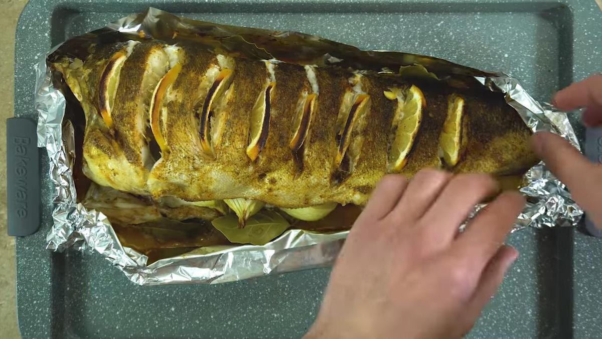 Запеченная рыба в фольге