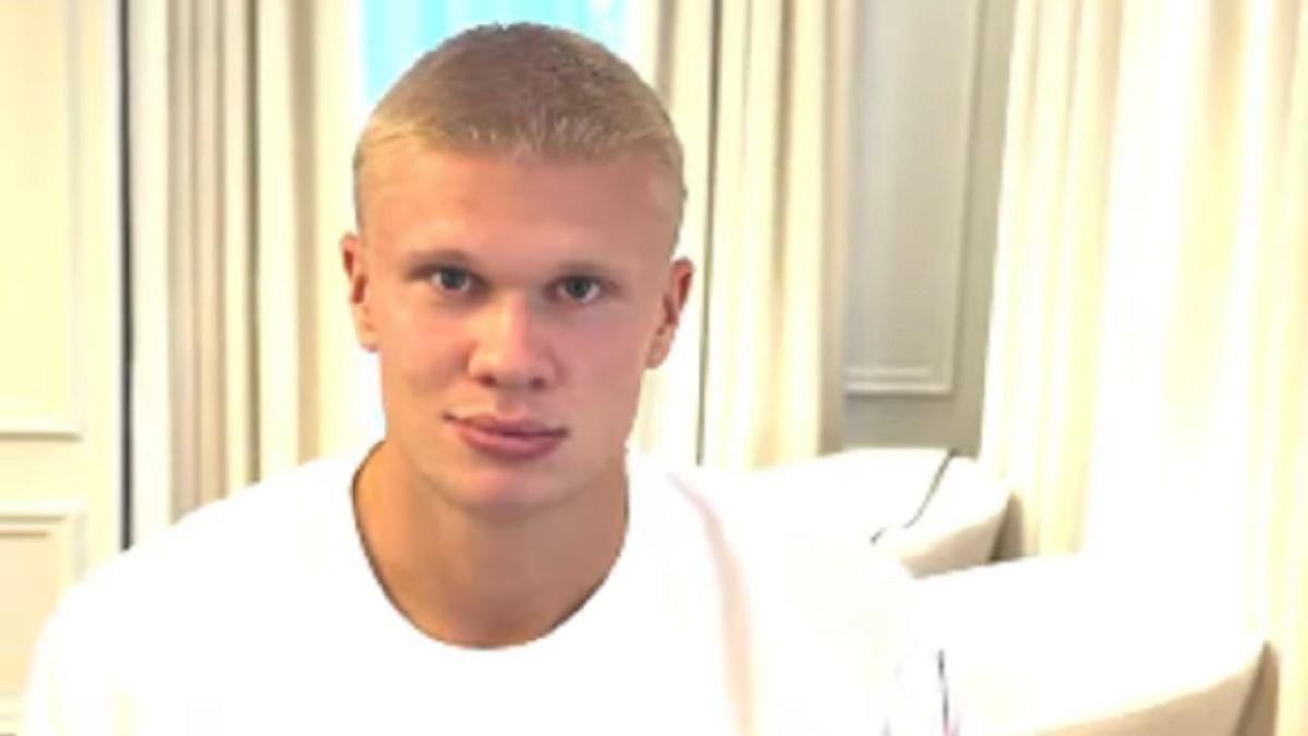 Новая прическа Эрлинга Холанда