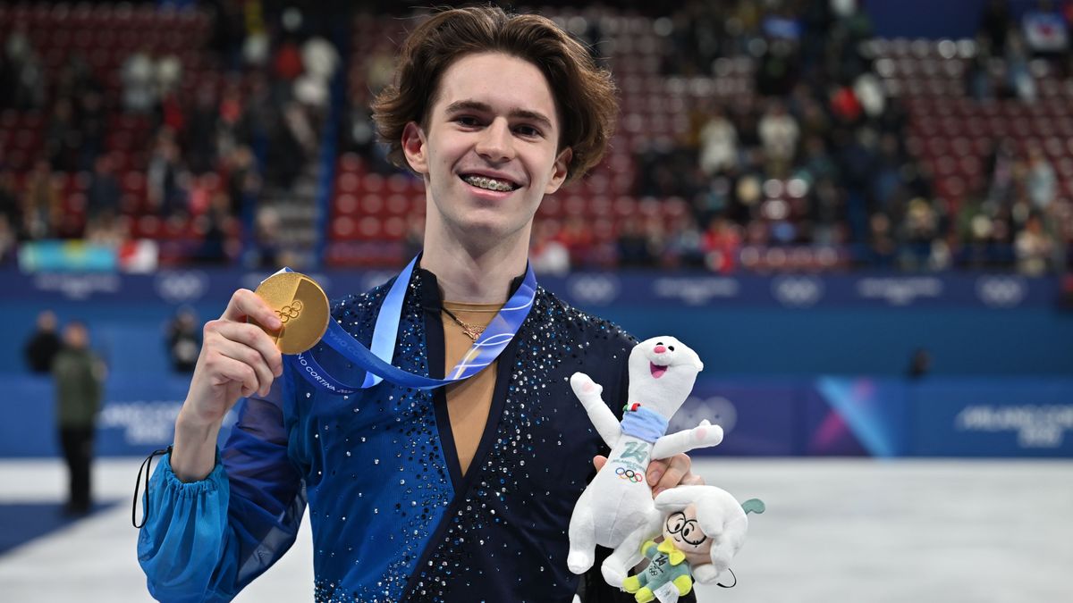 Казахстанский фигурист Михаил Шайдоров