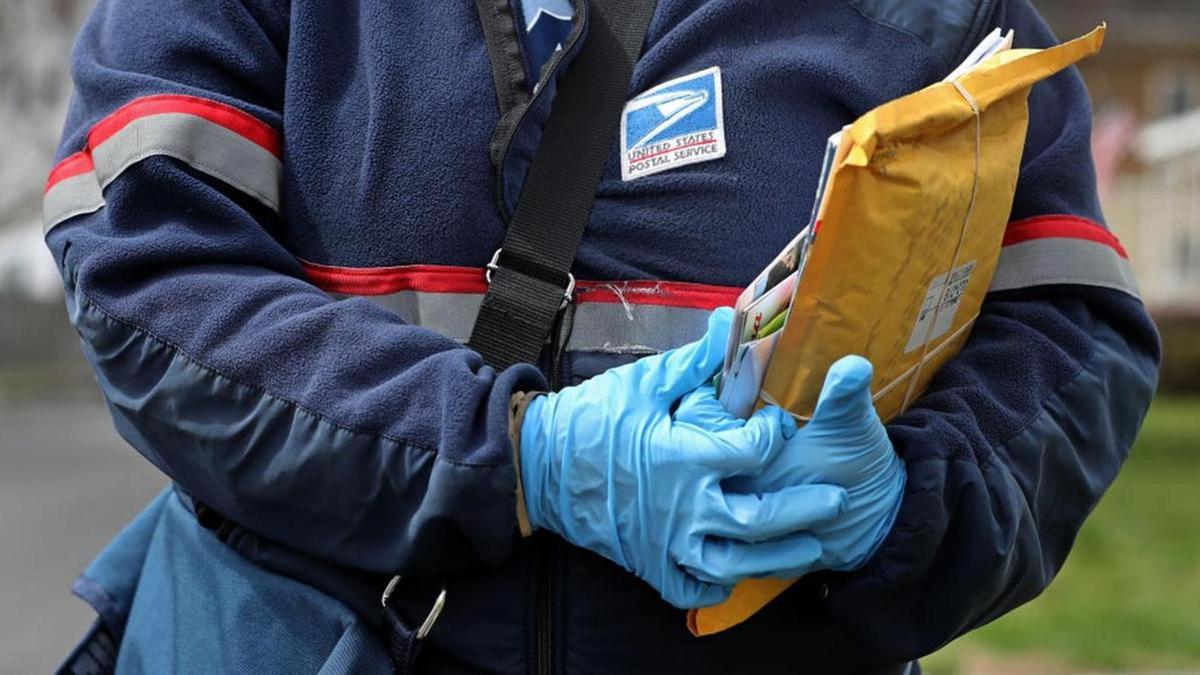 почта қызметкері