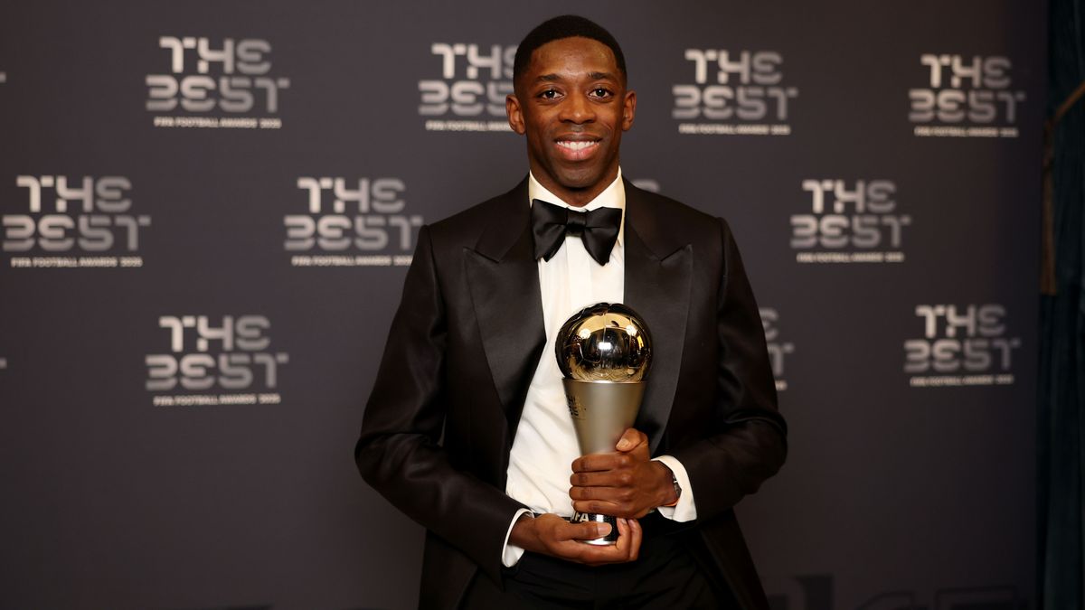 Французский футболист Усман Дембеле