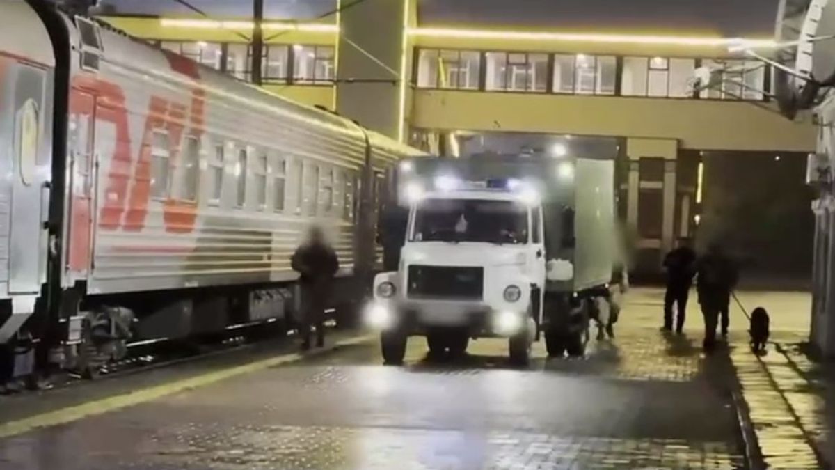Перевозка подозреваемого из России в Казахстан