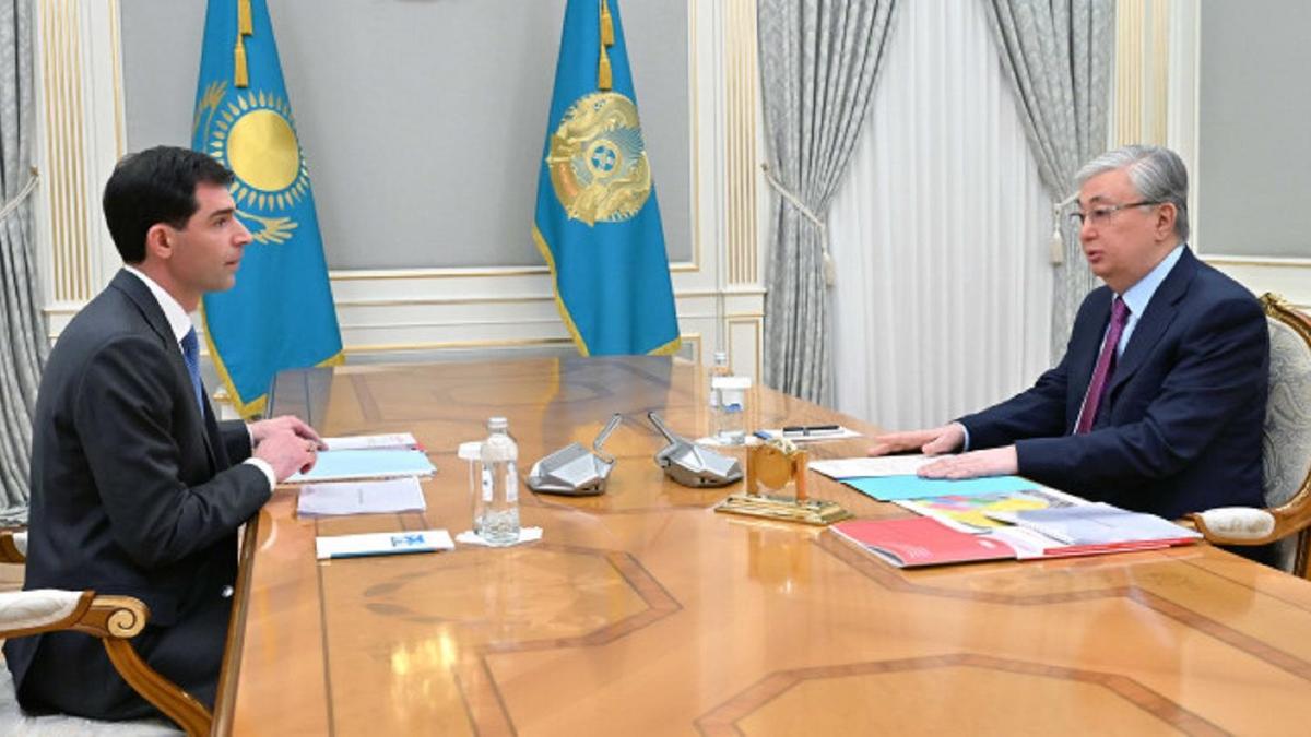Андрей Лаврентьев президентке есеп берді Андрей Лаврентьев президентке есеп берді