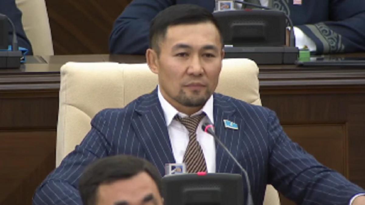 Депутат Ардак Назаров