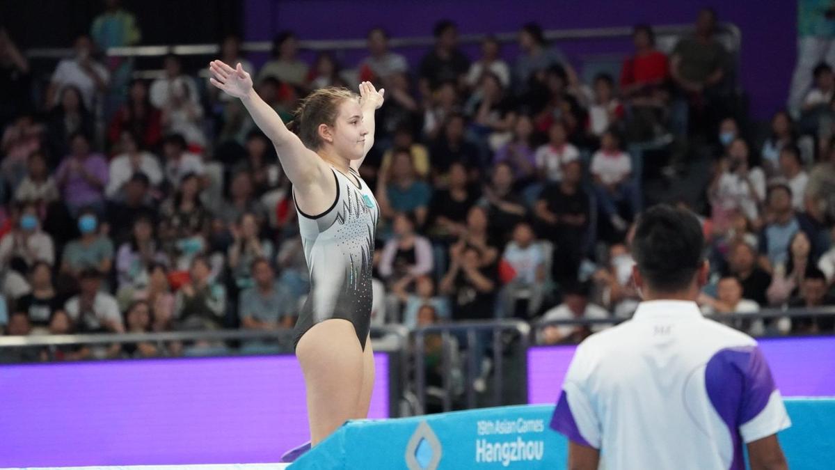 Казахстанская гимнастка Виктория Бутолина