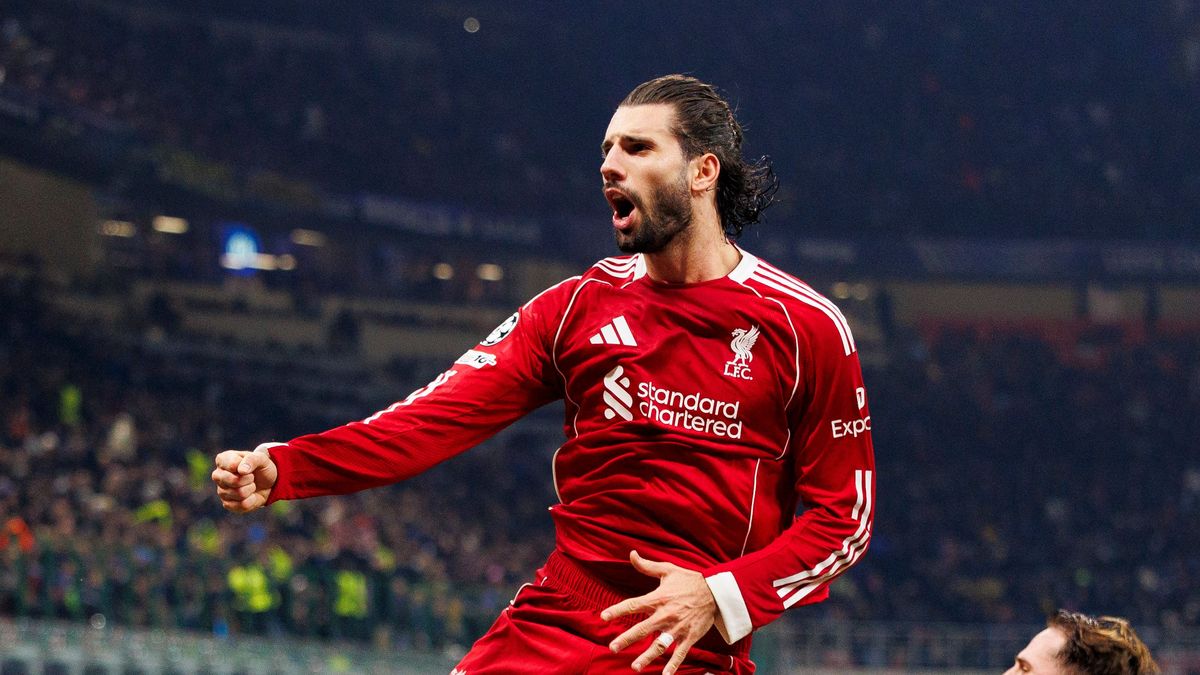 Венгерский футболист Доминик Собослаи