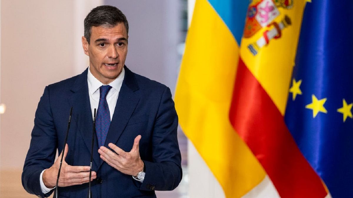 Педро Санчес