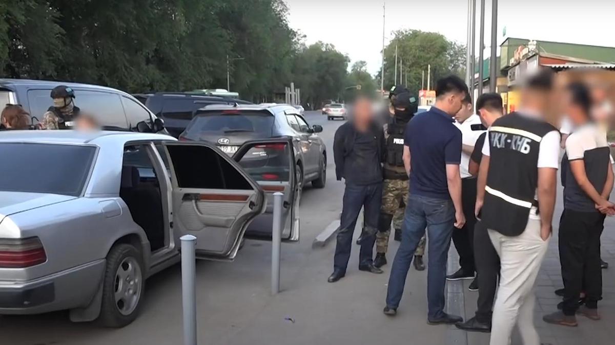 Задержание подозреваемых Задержание подозреваемых