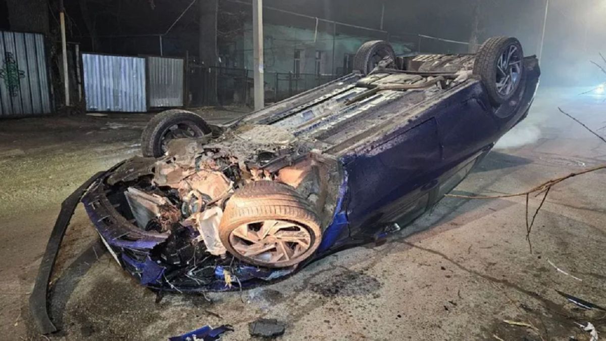 Автомобиль попал в аварию