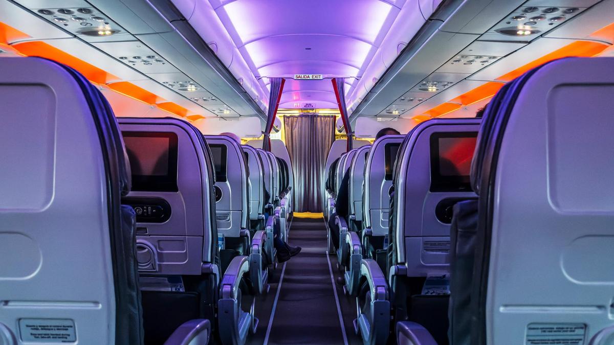 В пассажирском самолете