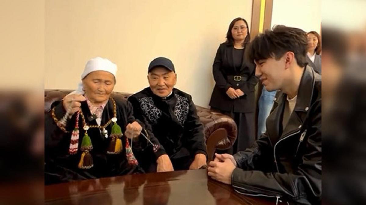 Димаш Құдайберген Димаш Құдайберген