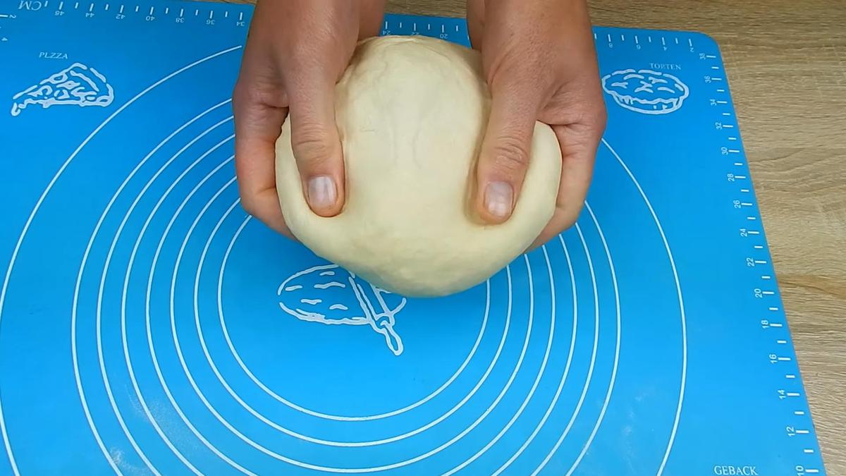 Вымешанное дрожжевое тесто