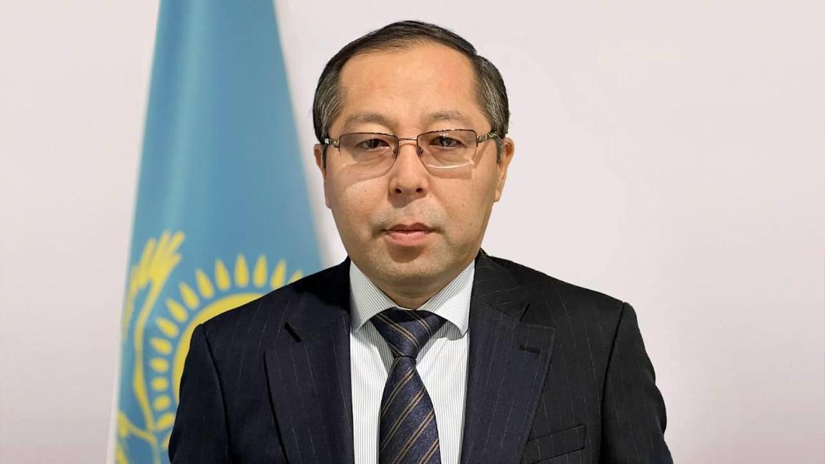 Нурлан Алдамжаров Нурлан Алдамжаров