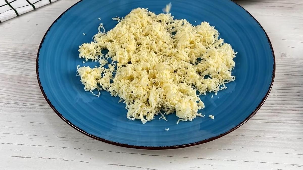 Плавленый сыр натертый мелко