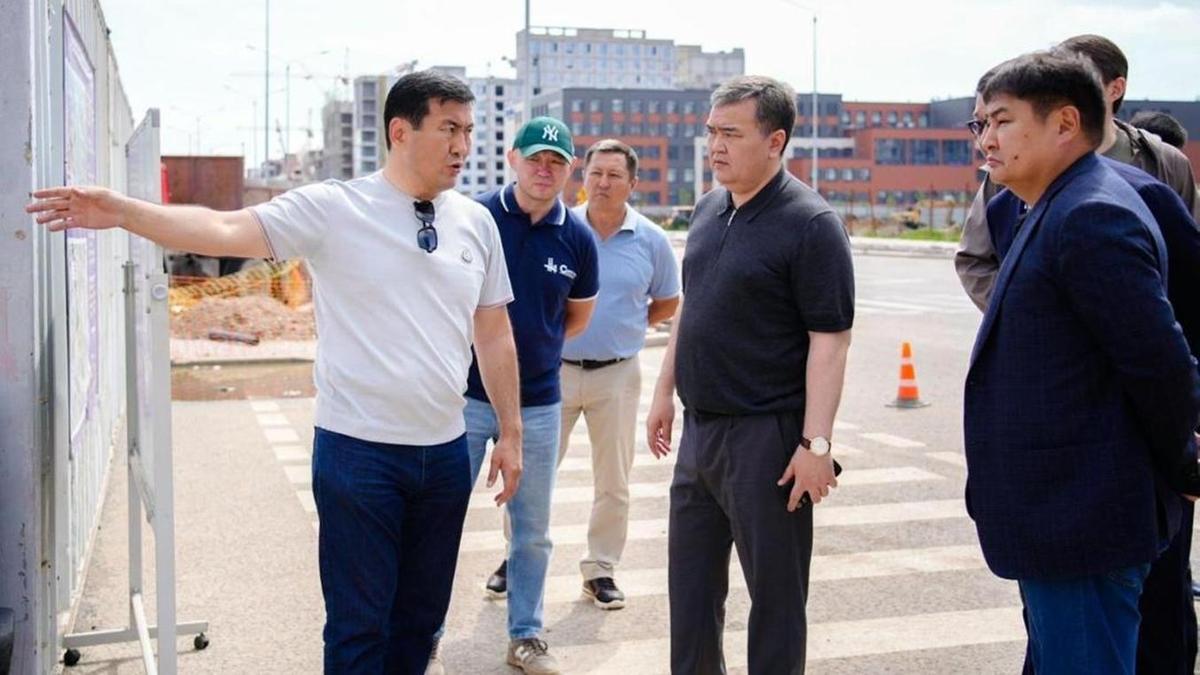 Осмотр ремонта дорог