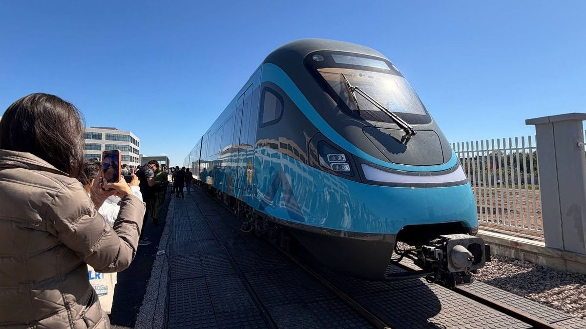 LRT пойызы