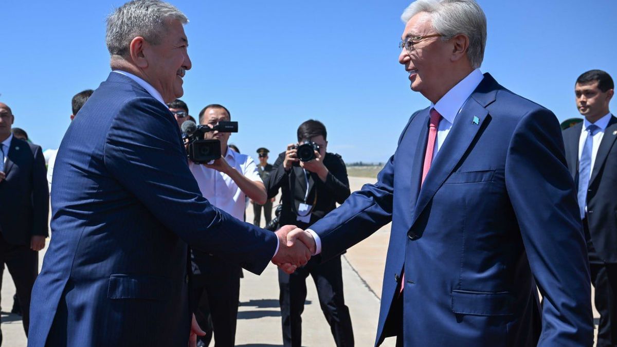 Токаев прибыл в Кыргызстан
