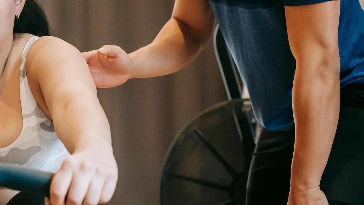 Фитнес-тренер