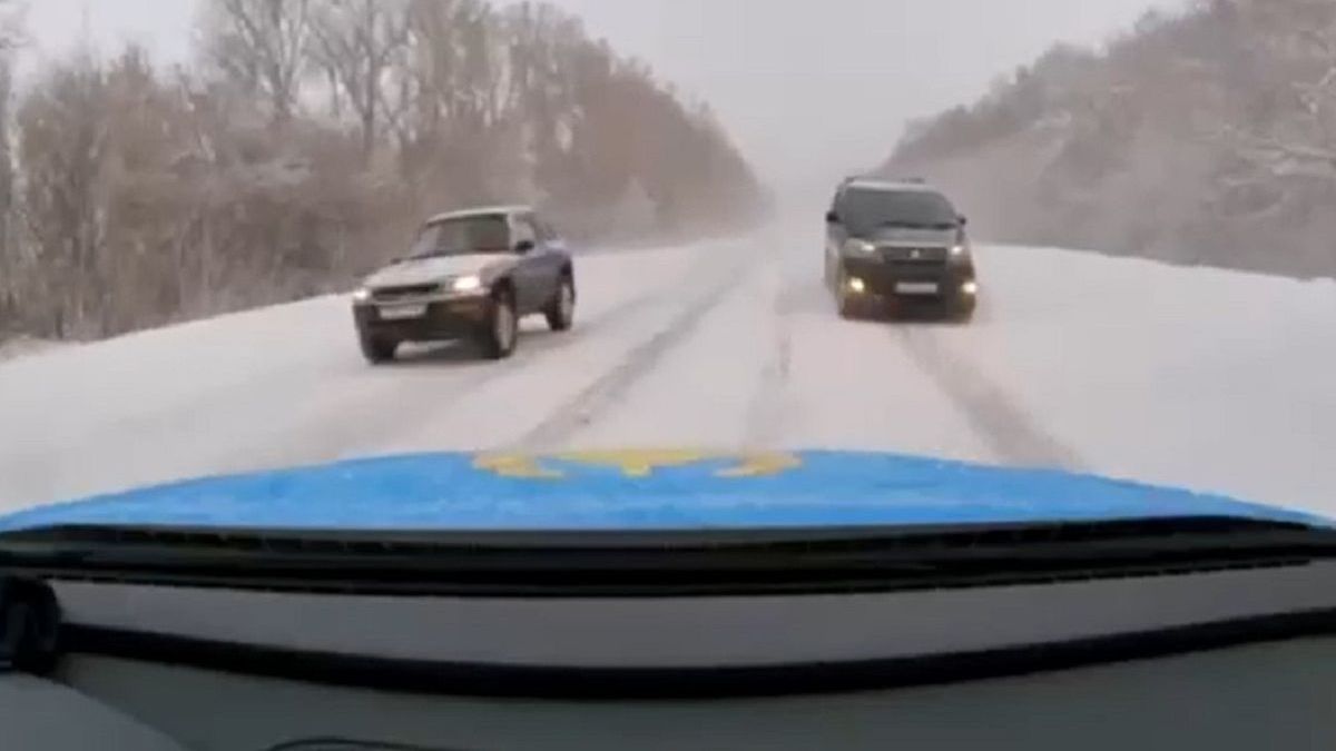 Автомобили