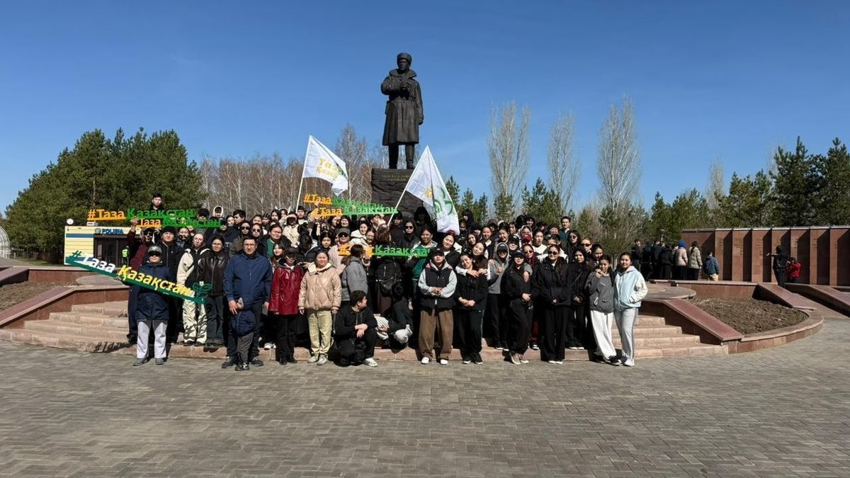 Участники субботника