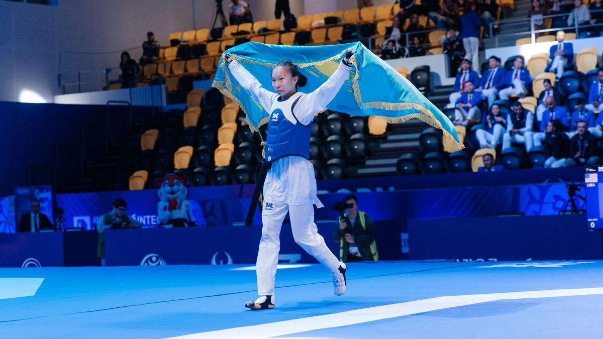Казахстанская таеквондистка Айым Серикбаева