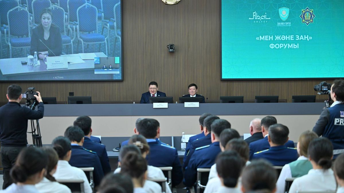 Форум "Мен және Заң" в Семее