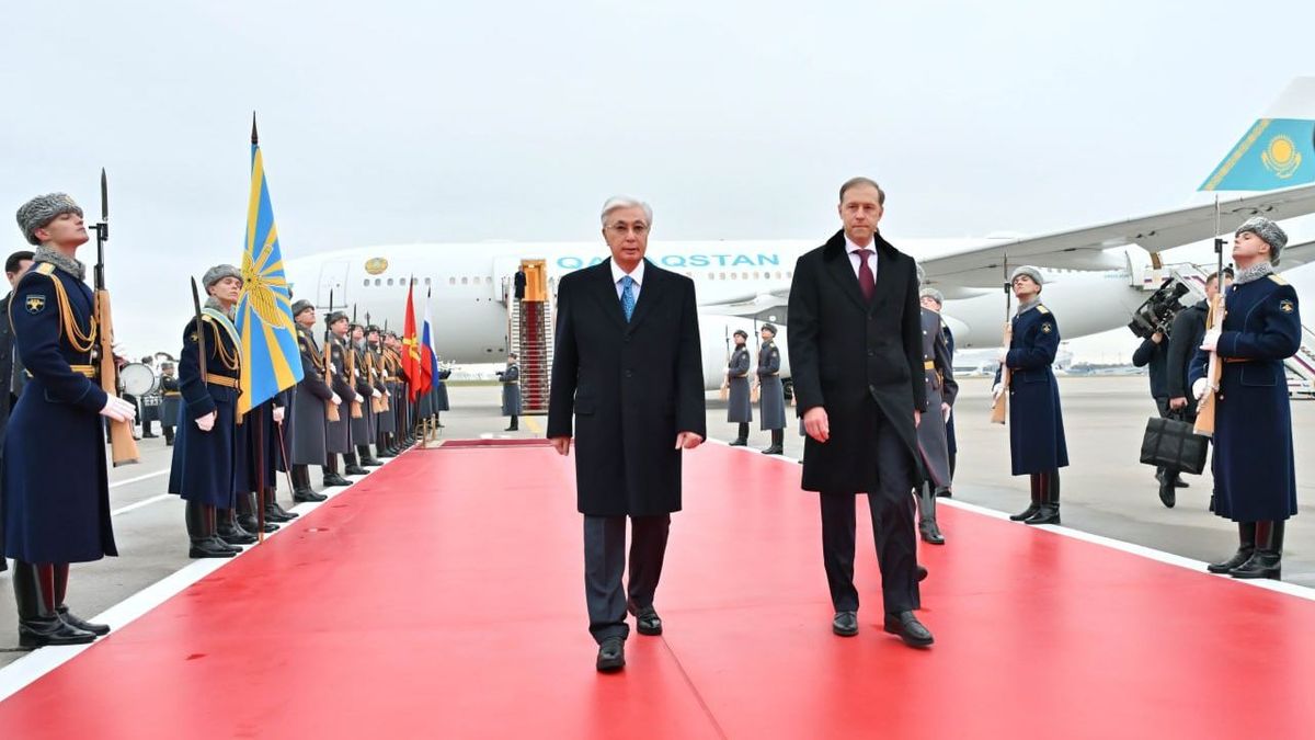 Тоқаев Мәскеуге барды