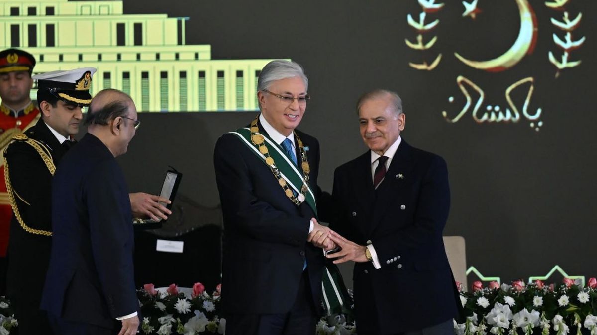 Касым-Жомарт Токаев удостоен ордена в Пакистане