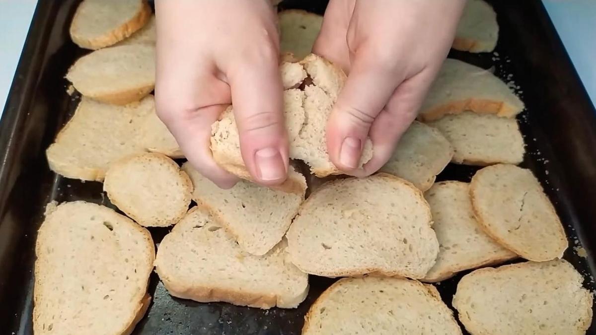 Как сделать панировочные сухари в домашних условиях: простой рецепт