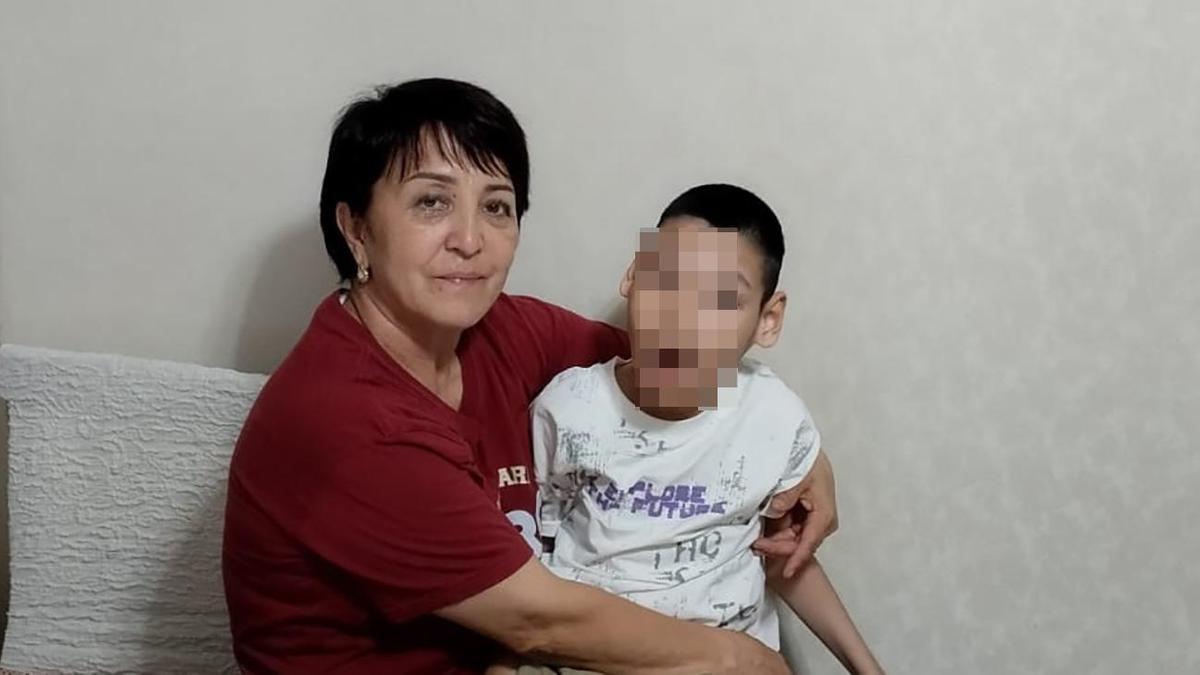 Абылай с мамой