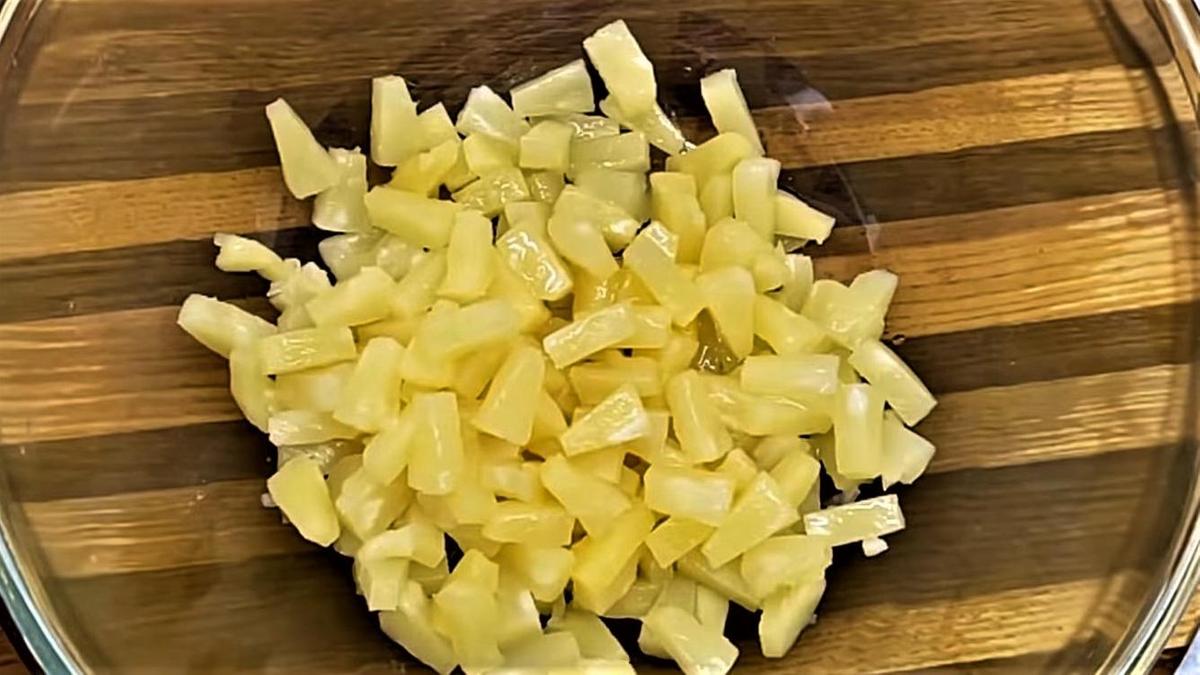 Нарезка ананаса