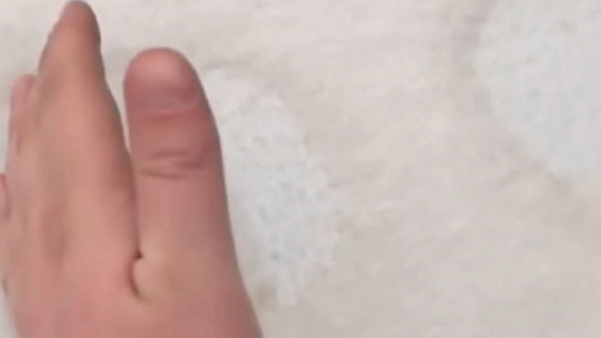 Снег необычного цвета