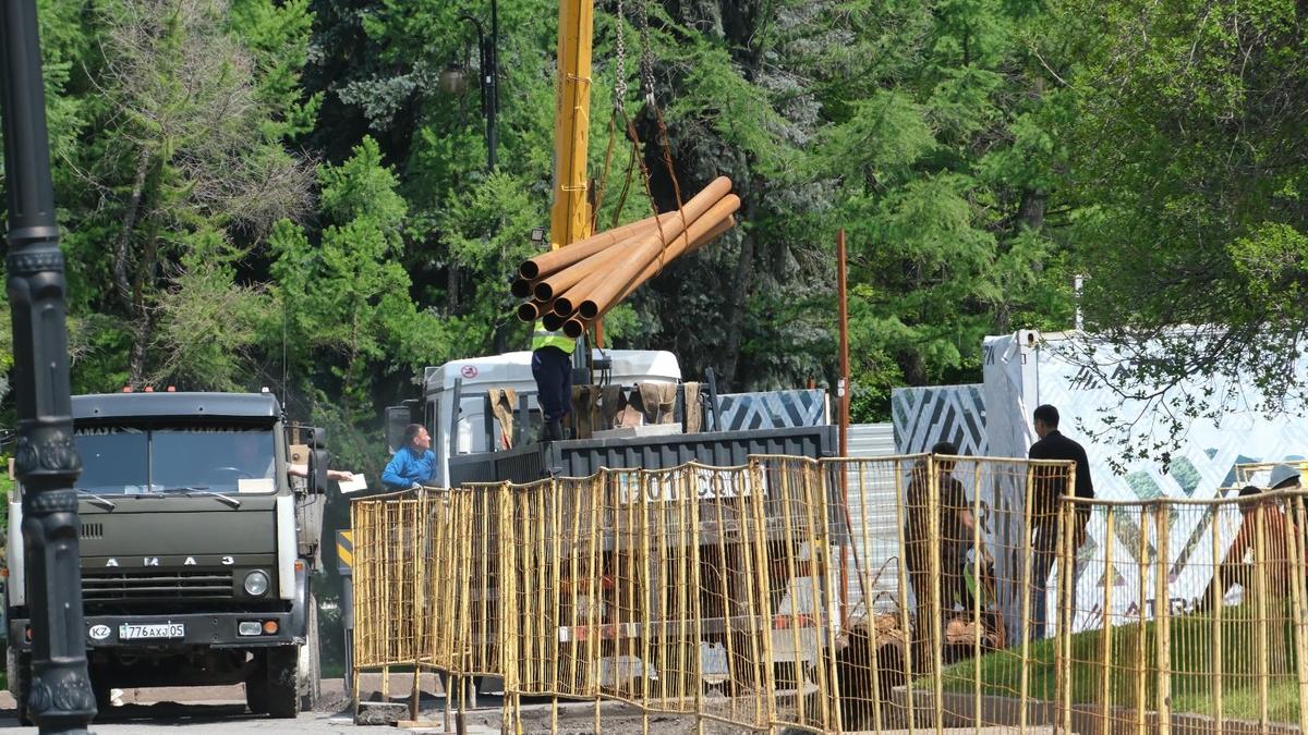 Работы по замене трубопровода в Алматы Работы по замене трубопровода в Алматы