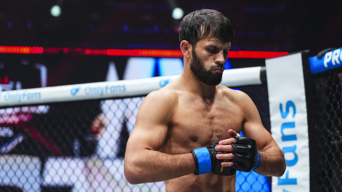 Российский боец ММА Гаджи Рабаданов