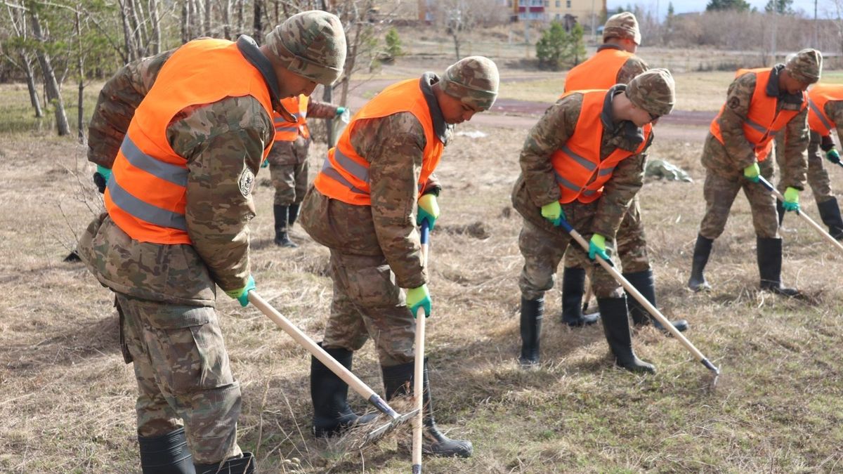 Масштабная экологическая акция "Таза өлке - Ақкөл"